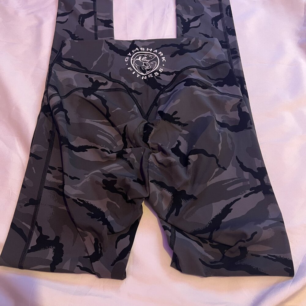 Gymshark Camo Legacy Regular Leggings